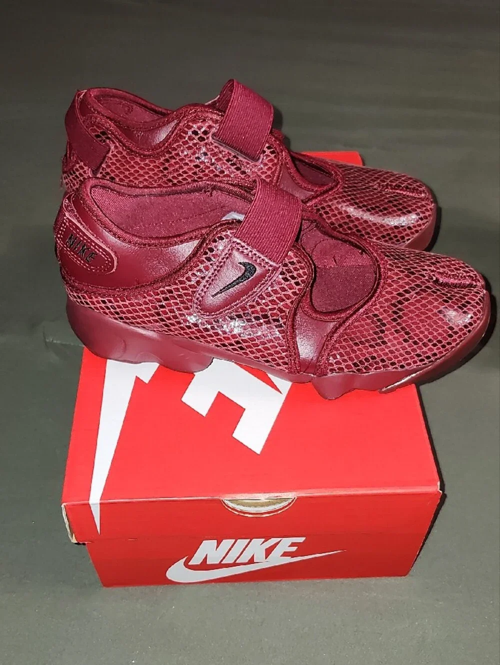 Nike Women's Burgundy Red Slip-On Athletic Shoes with Red Snake-Print Tank Top